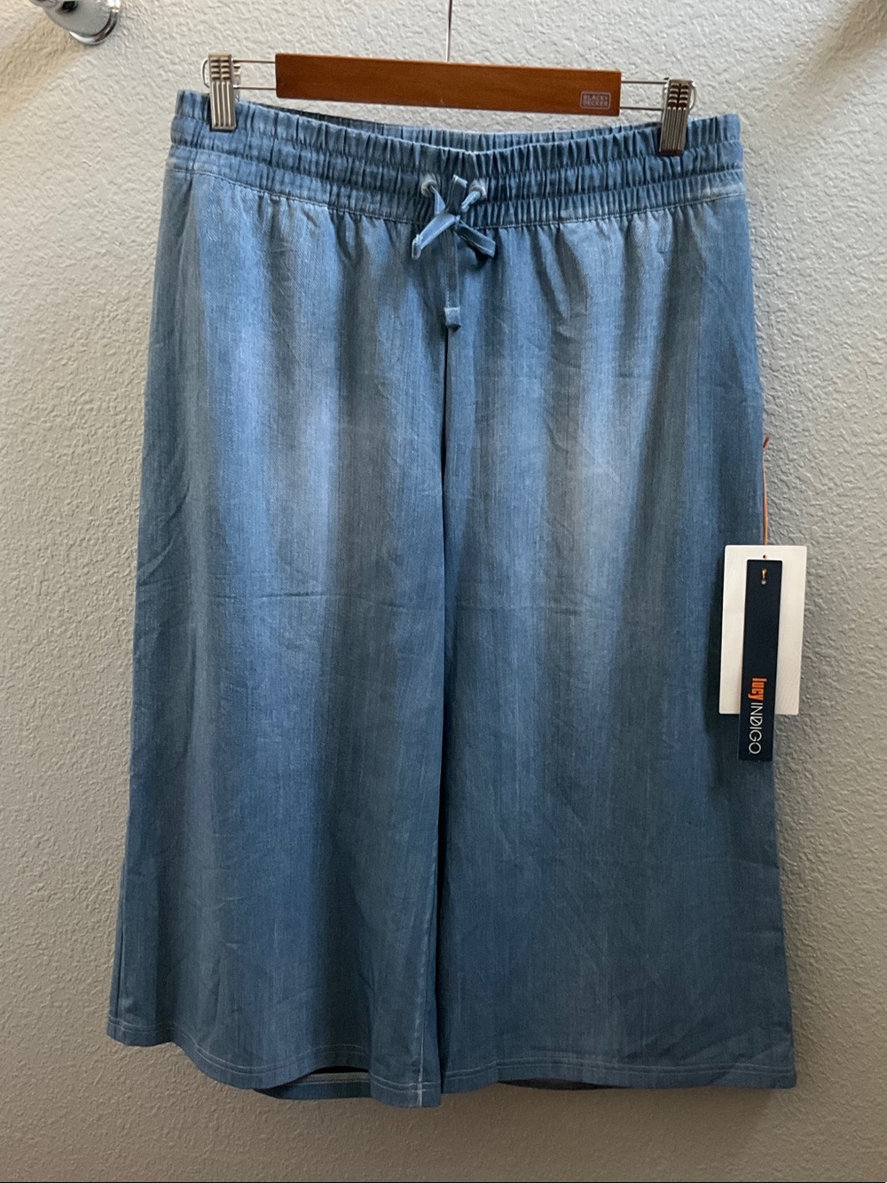 Lucy chambray culottes.